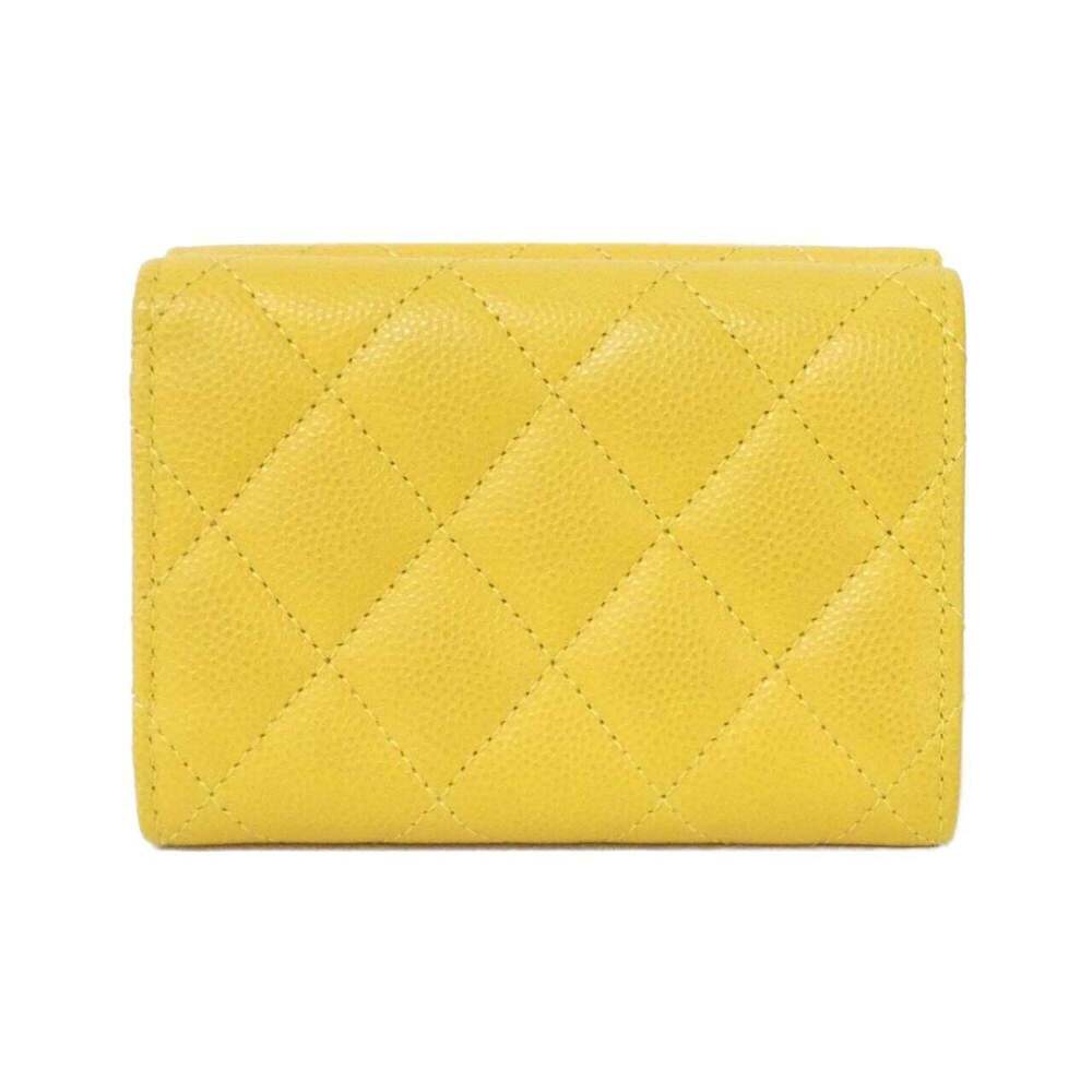 CHANEL Authentic Yellow Wallet - Picture 2 of 8